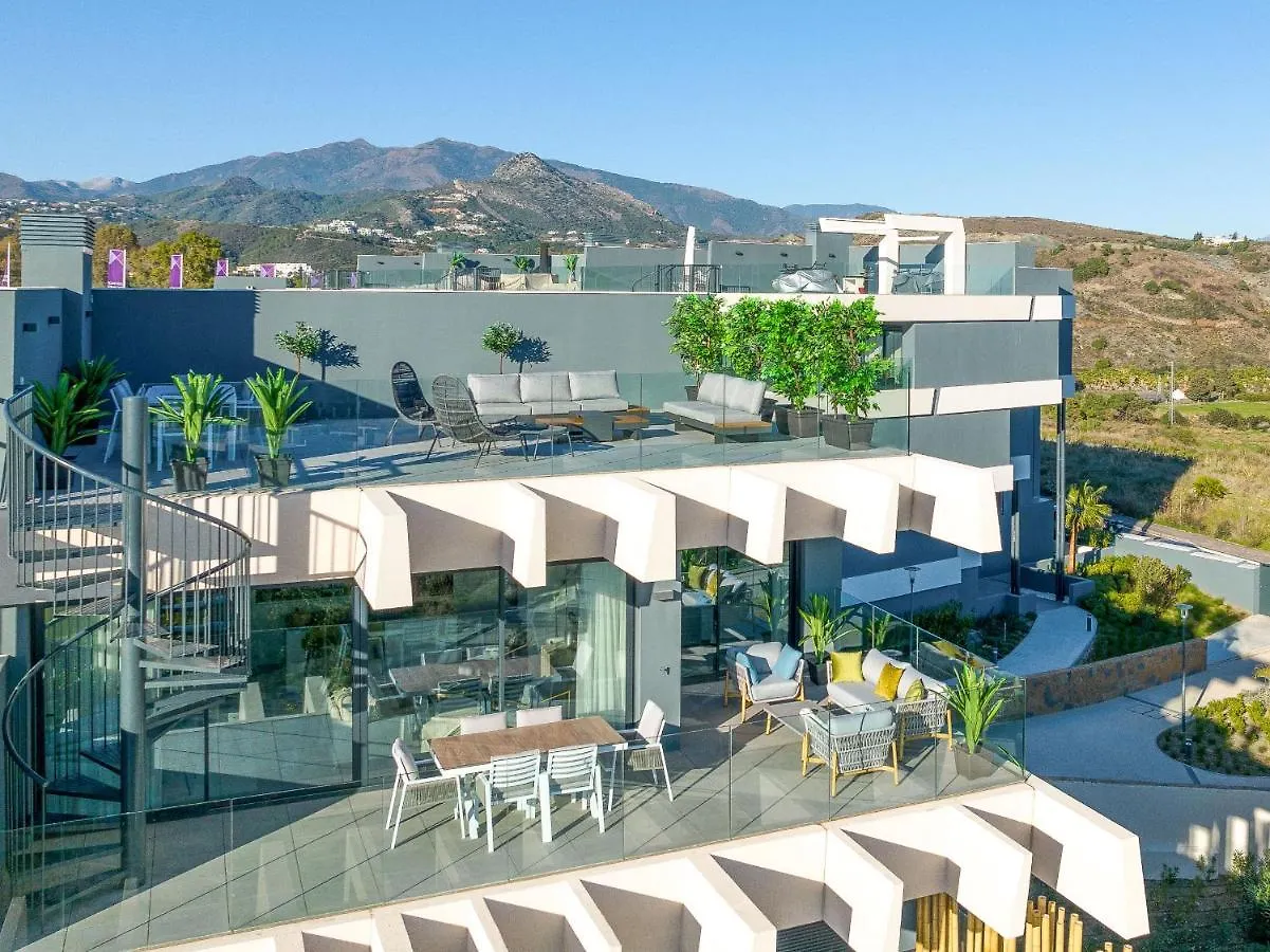 Oasis 325 Penthouse Apartment Estepona