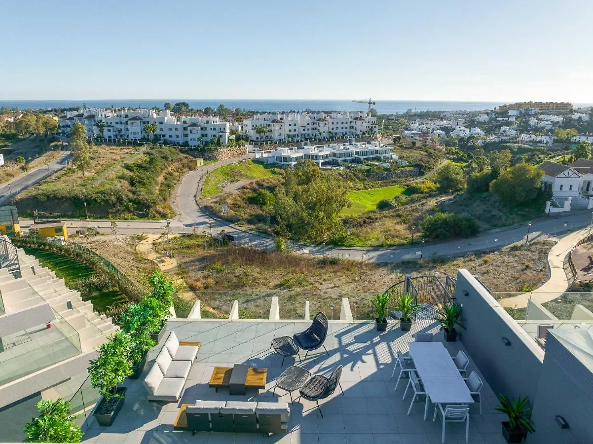 Oasis 325 Penthouse Apartment Estepona