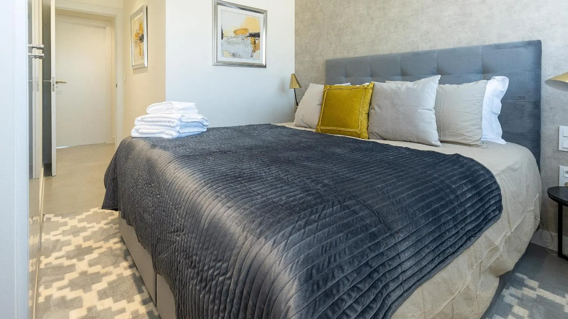 Oasis 325 Penthouse Apartment Estepona