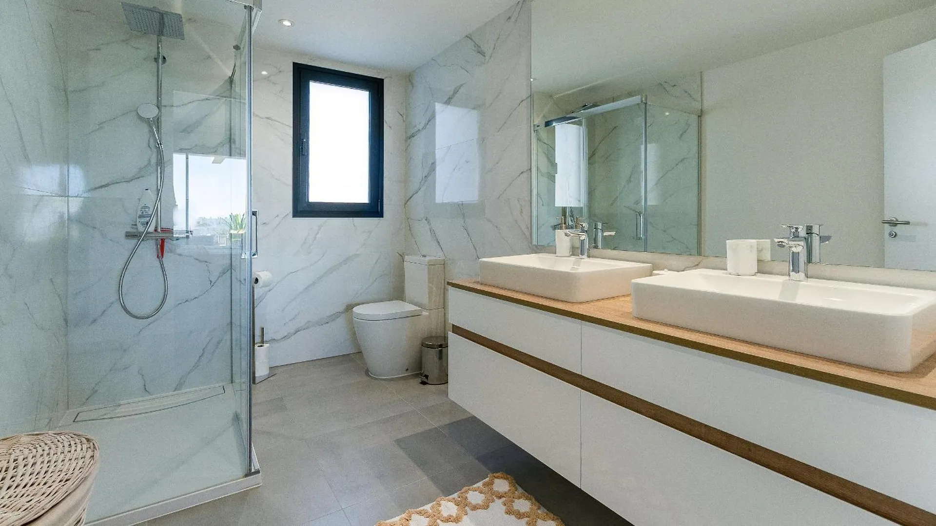 Oasis 325 Penthouse Apartment Estepona